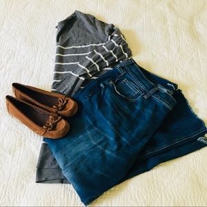 Old Navy Distressed Boyfriend Jeans